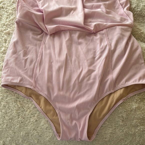 Kortni Jeane Pink Ribbed Swim skirt - Picture 3 of 4